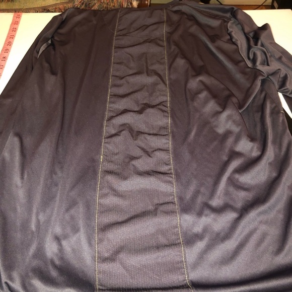 Reebok size large grey long sleeve climate control top like new - Picture 2 of 5